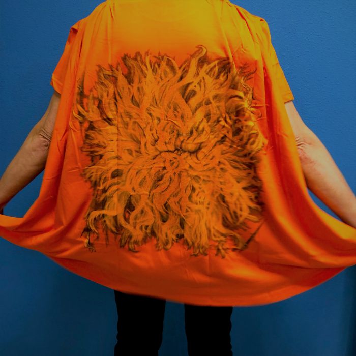 Oranje leeuw wave-cape t-shirt maat - Deoranjeartikelenshop